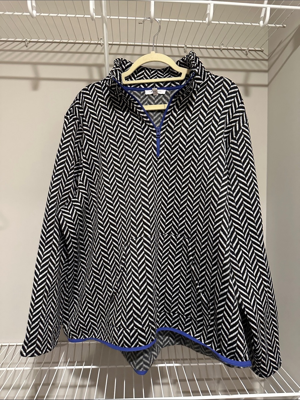 Talbots Black & White Chevron Zip-Up Sweater with Blue Trim
